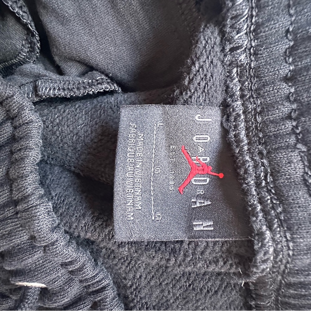 Jordan Flight Hoodie and Jordan Flight Sweat Pant (Men’s size L) - Picture 6 of 6